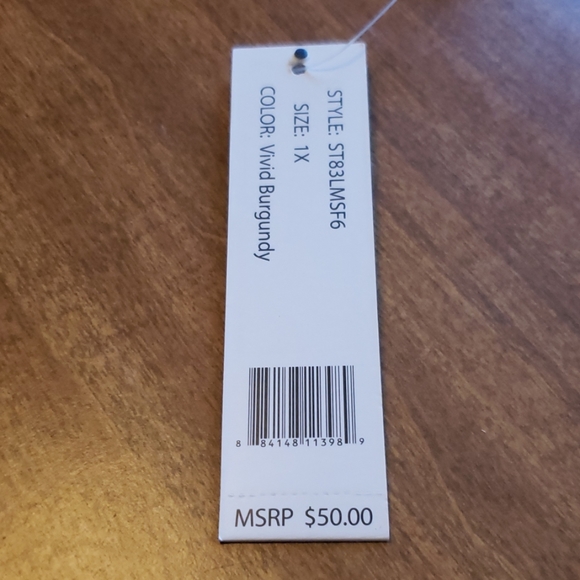 Zac & Rachel Woman Blouse, Size 1X - Picture 6 of 6